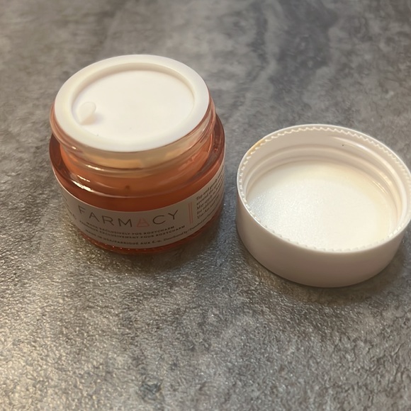 FARMACY Cheer Up Brightening Vitamin C Eye Cream with Acerola Cherry - Picture 4 of 4